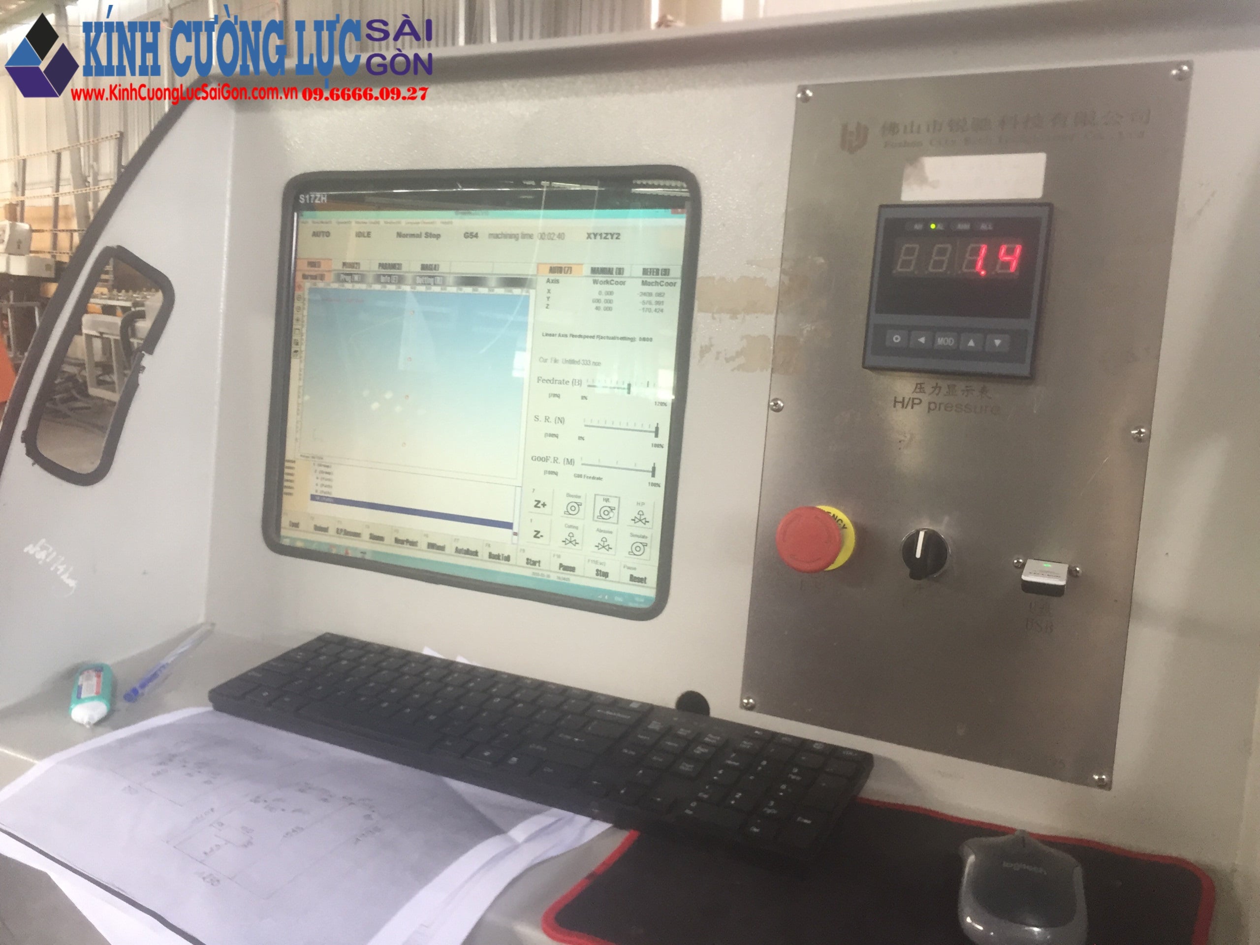 Máy CNC