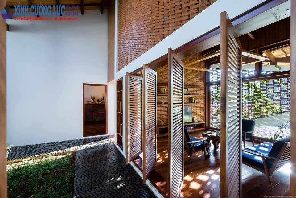 Cửa kính cường lực 10mm